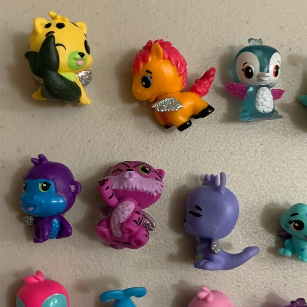 HATCHIMALS CollEGGtibles Huge Lot 26 Animal Figures Whale,Penguin,Cat,Horse Etc